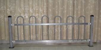 公（gōng）路护栏G-1002